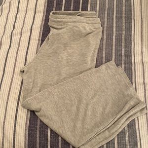 Soma Grey lounge capris